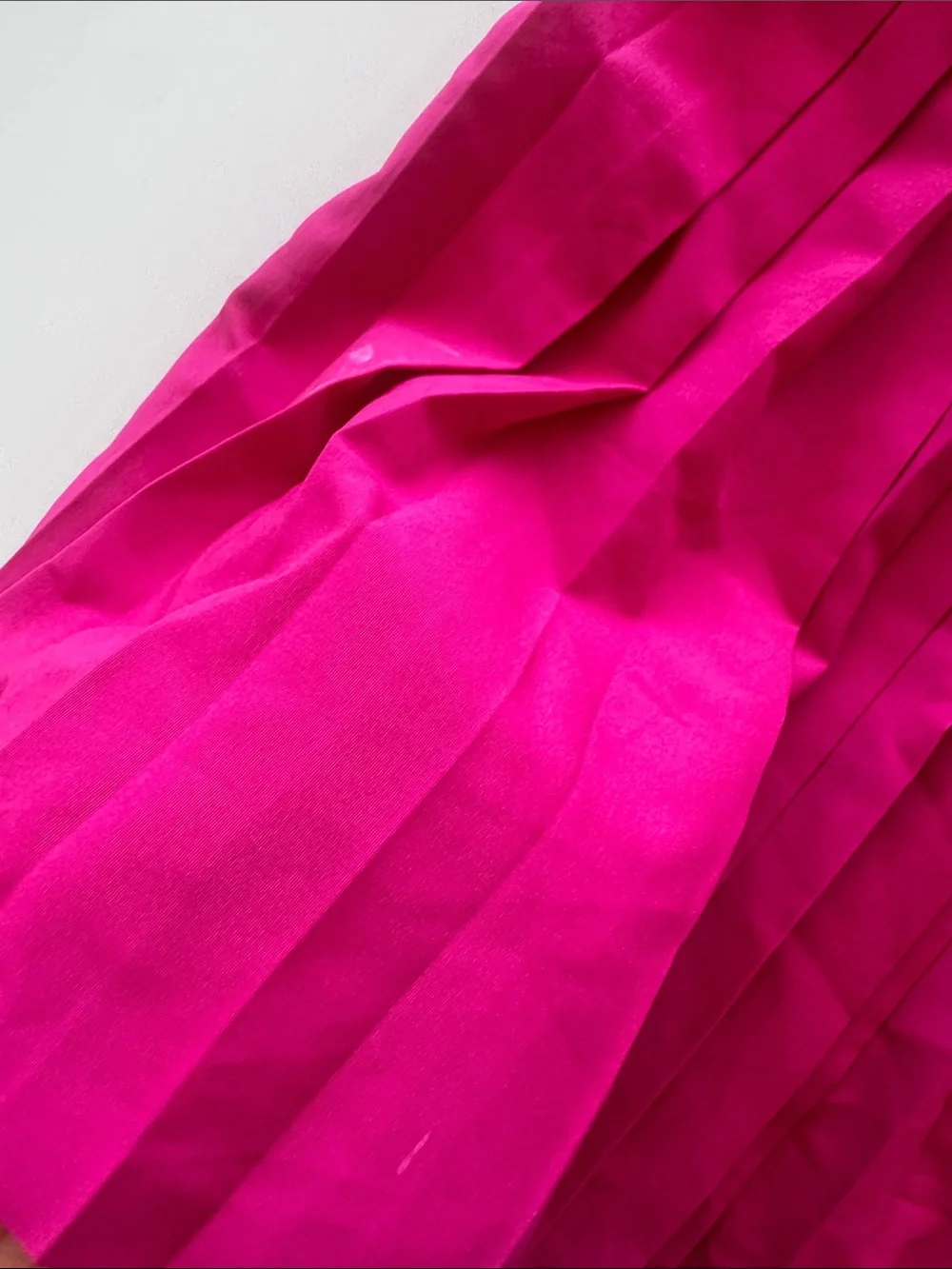 ALO Yoga Pleated Skater Skirt - Bright Fuchsia